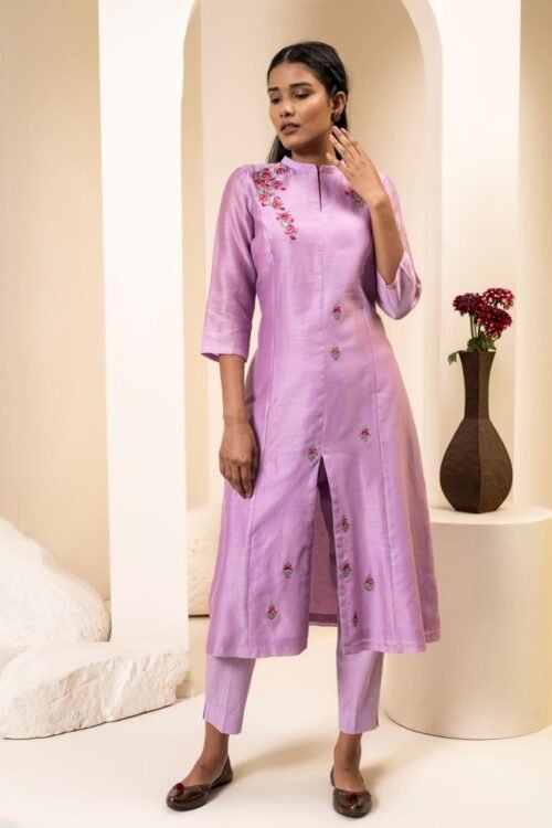 Lavender embroidered kurta set – M1-02