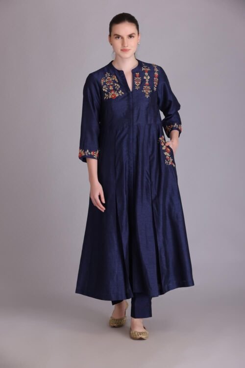 Navy blue embroidered kurta set – M3/05