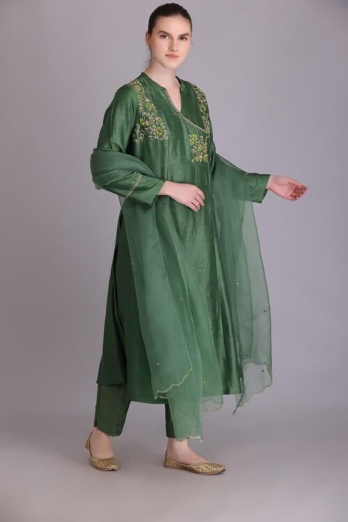 fresh Mint embroidered kurta set – M3/08