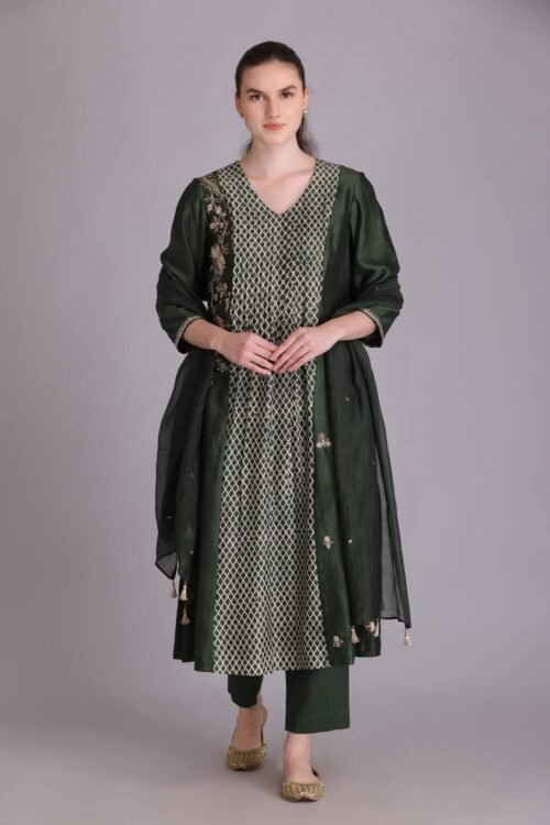 Mehendi Green embroidered kurta set – M6/08C