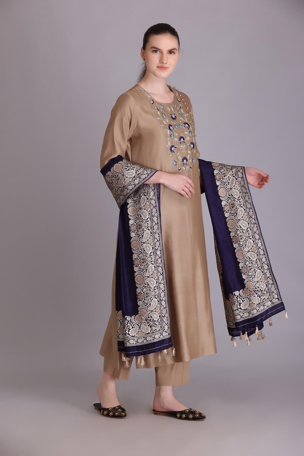 Toosh parsi embroidered kurta Set – M7/02B